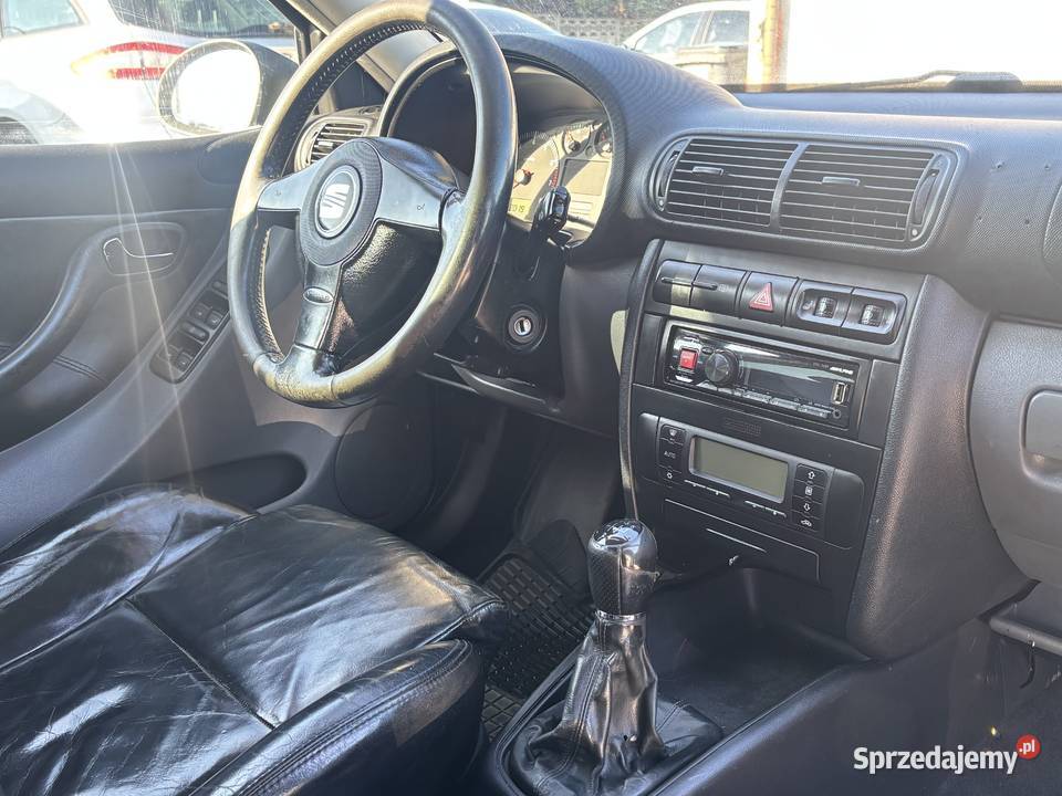 Seat Leon 2001r 18 20v 125 radio śląskie Paniówki sprzedam