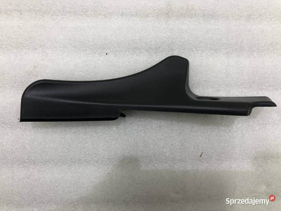 ZAŚLEPKA PODSZYBIA PRAWA DACIA SANDERO