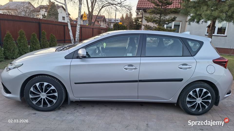 Toyota Auris II 14D4D 2015 Salon Polska 90KM Auris mazowieckie Karczew