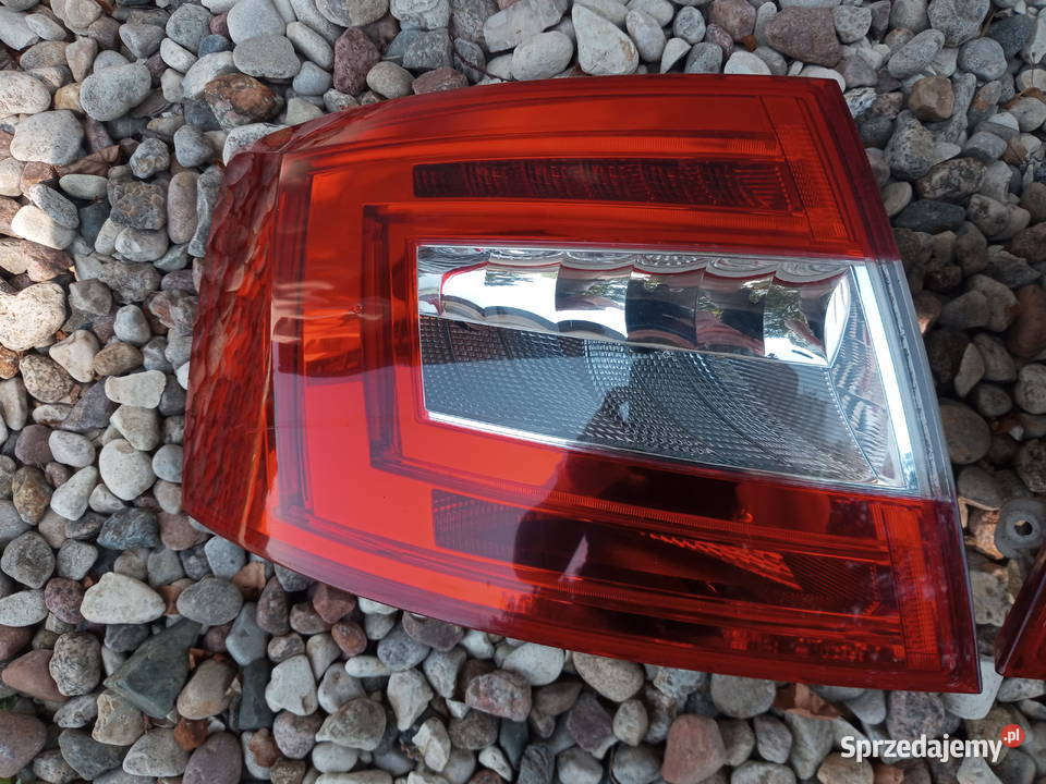 Lampy tył Skoda Octavia III Liftback Turek