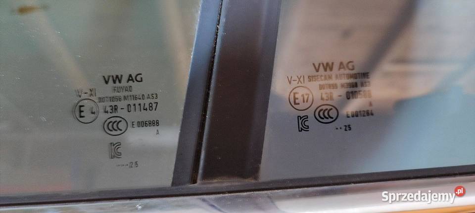 SKODA SUPERB 4 DRZWI LEWY TYŁ LS3M 3J0833051A osobowe dolnośląskie