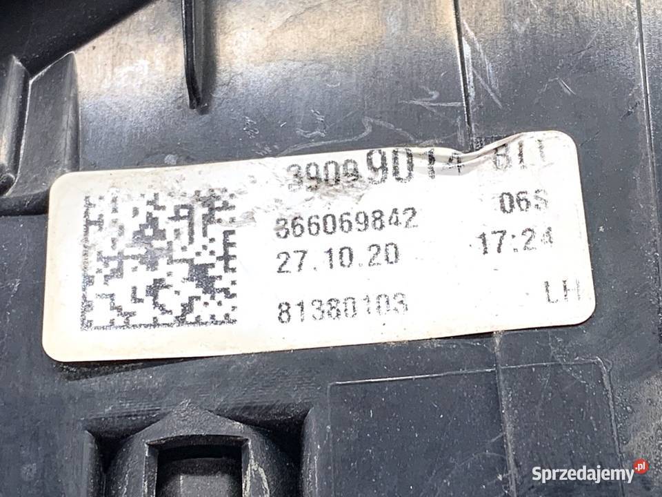 LAMPA LEWY TYŁ OPEL ASTRA K 39099014 Hatchback osobowe