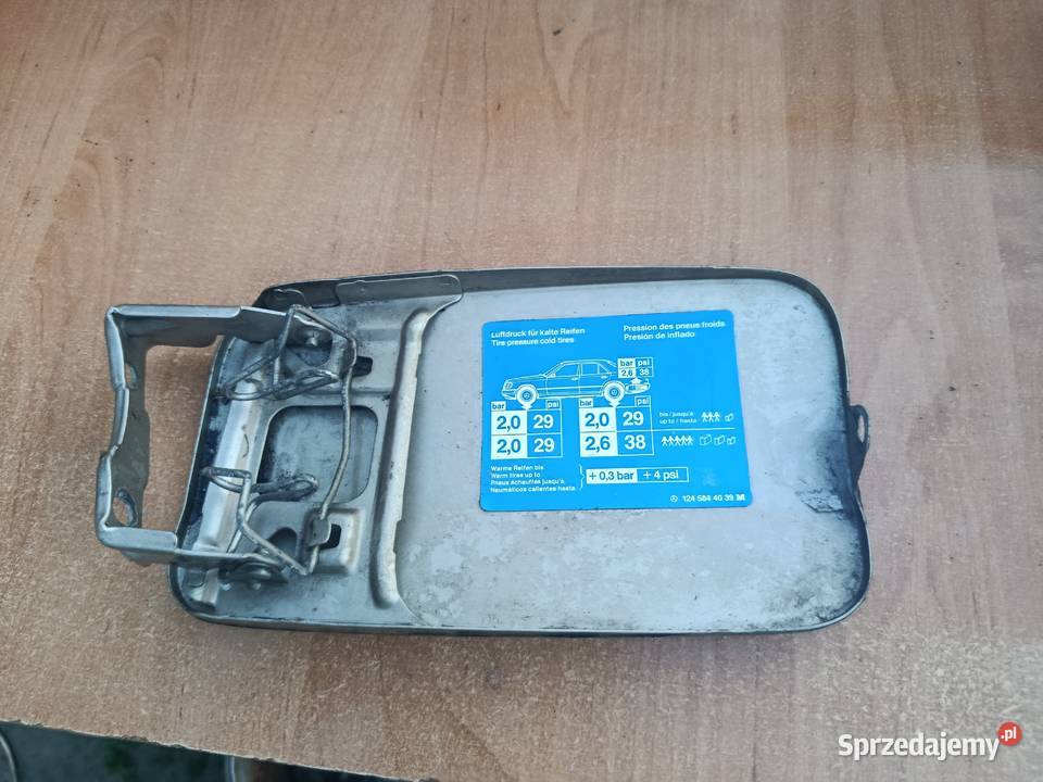 Klapka wlewu paliwa Mercedes 124 sprzedam
