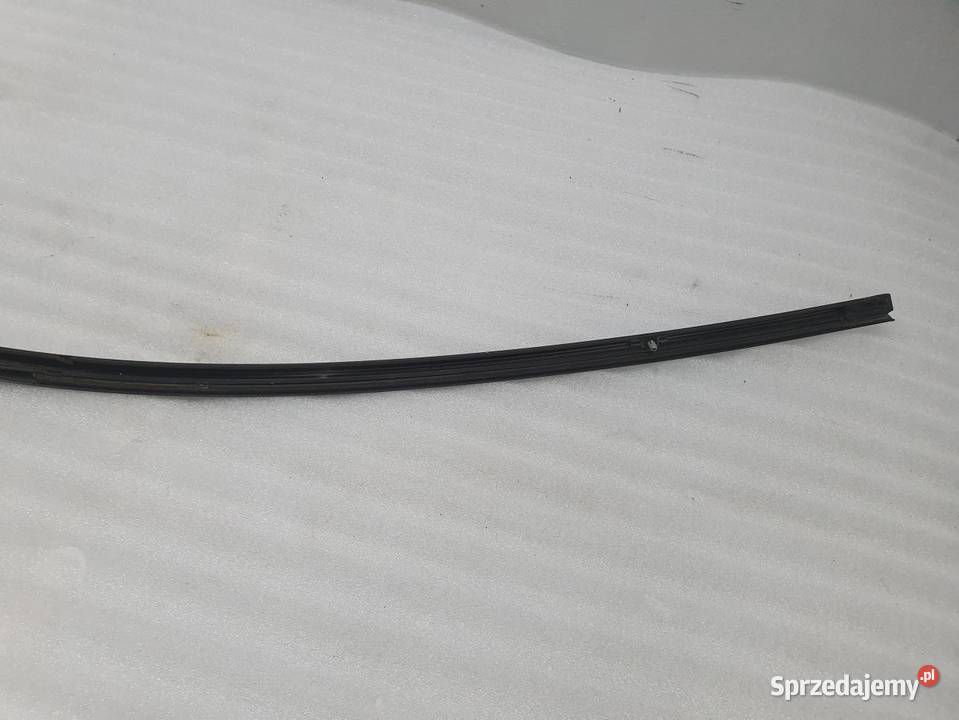 LISTWA DACHOWA OZDOBNA BMW E90