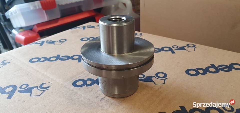 Sworzeń zwrotnicy Massey Ferguson Landini podlaskie Dobrzyniewo Duże