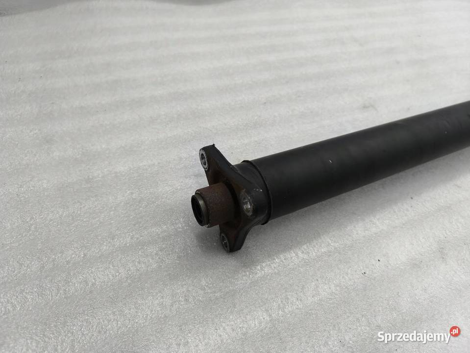 WAŁ NAPĘDOWY AUTOMAT BMW F20 F21 7637026 osobowe