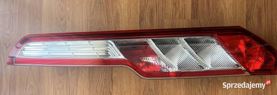 Ford Transit Custom prawa lampa tylna klapa osobowe Ślesin