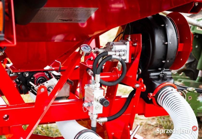 PNEUSEJ FT1 i FT2 przedni zbiornik na nawóz Nawożenie Nowy Targ