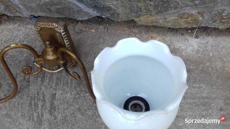 Stary mosiezny kinkiet z 1936 roku firmy Lubań