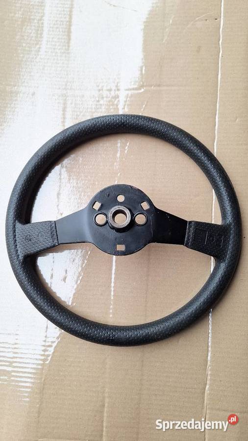 Fiat 126p kierownica FL osłony silnika blachy osobowe wielkopolskie Środa Wielkopolska