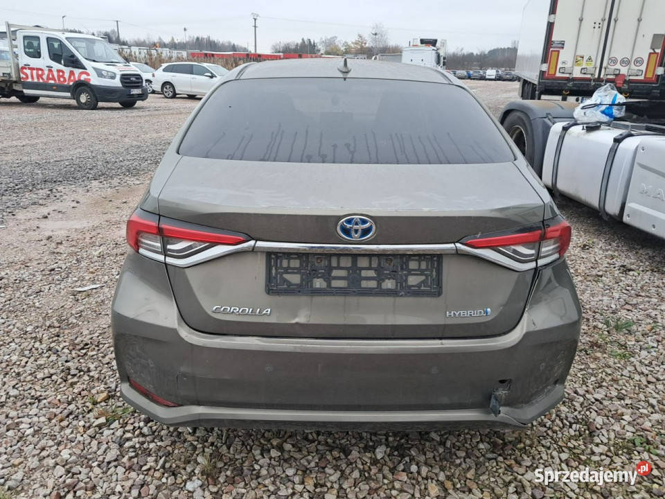 Toyota Corolla Seria E16 2012 Komorniki