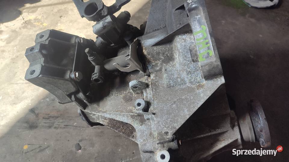 SKRZYNIA BIEGÓW 14 16V JHU VW GOLF V JETTA 2008 Skrzynie biegów manualne Włoszczowa
