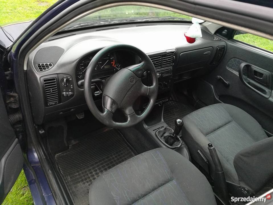 VW polo 16 benzyna kombi 1998