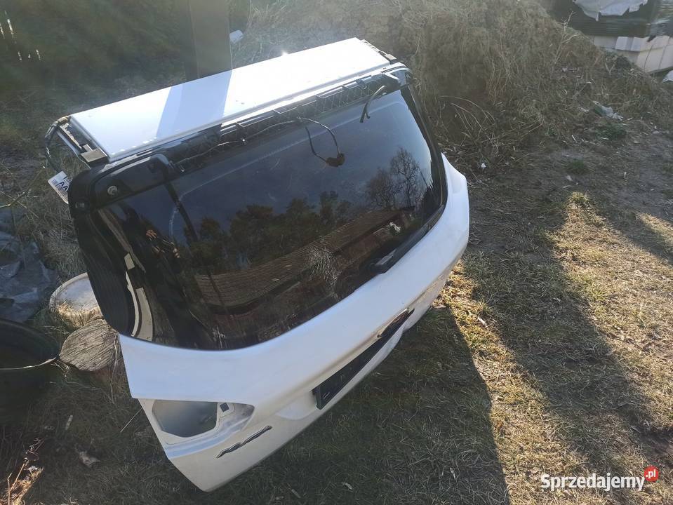 Klapa mała Ford Kuga 199