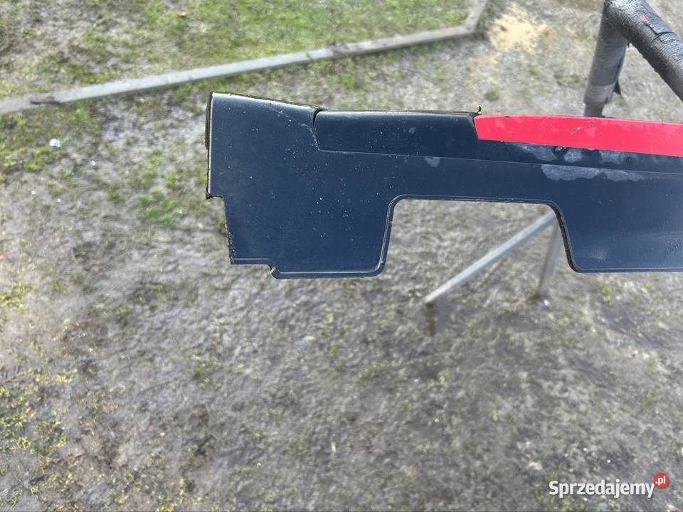 Uszkodzony prog plastikowy Kia Ceed gt3 2018r Ropczyce