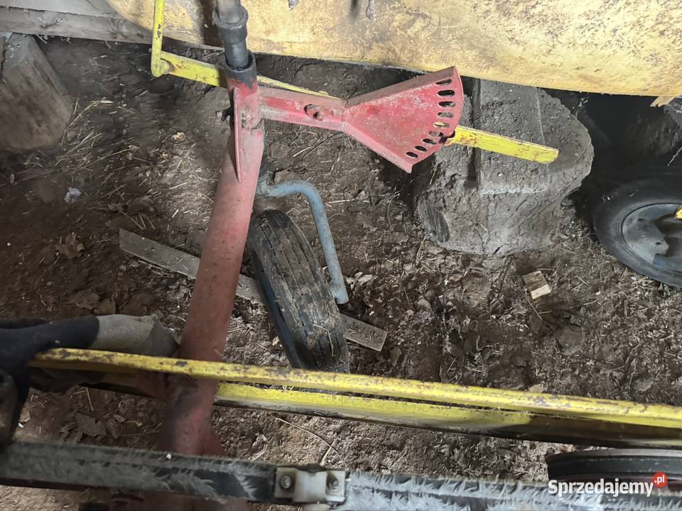 Przewracarka taśmowa Zgrabiarki i przetrząsacze Zamość