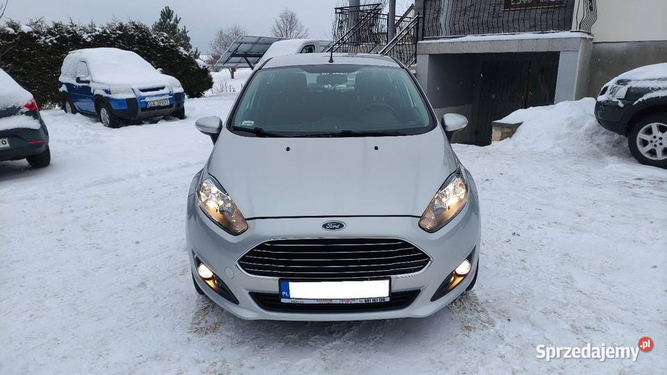 Ford Fiesta 14 96 bogate wyposażenie centralny zamek sprzedam