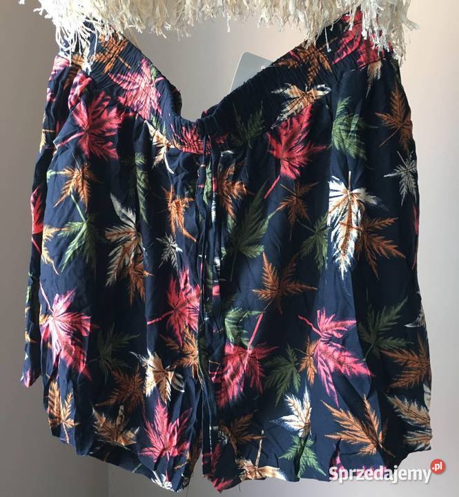 Spodenki do połowy udaprzed kolano UNI PLUS SIZE Białystok