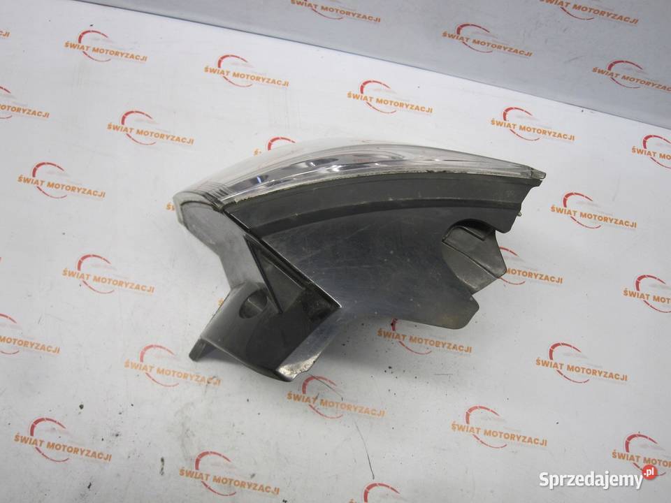 OUTLANDER II 08r lampa lewa tył 22087813 osobowe Kielce