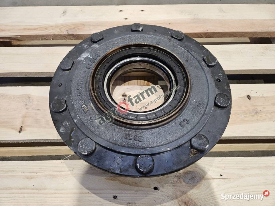 Piasta koła FWD Valtra T173 T171 N142 dolnośląskie Byków