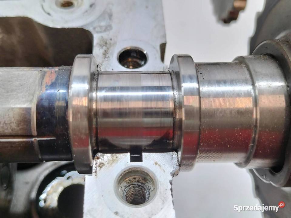 GŁOWICA KOMPLETNA 221112A300 16 17 CRDI Hyundai Głowice cylindrów