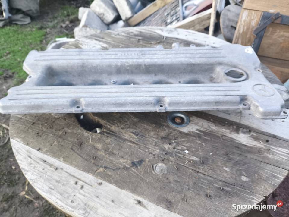 Pokrywa zawowór Mercedes 28 benzyna 280 w123