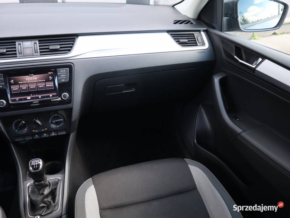 Skoda Rapid Spaceback 10 TSI 4/5 Škoda śląskie
