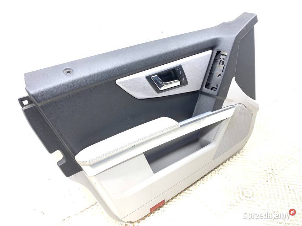 BOCZEK DRZWI LEWY PRZÓD MERCEDES X204 SUV 0815 osobowe Tapicerki samochodowe