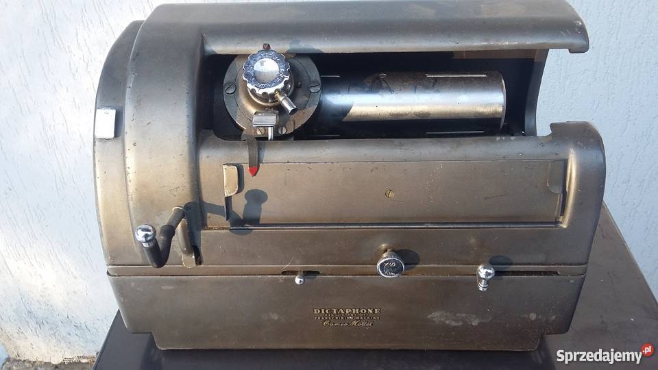 Dyktafon mechaniczny USA lata 20 eksponat Lublin