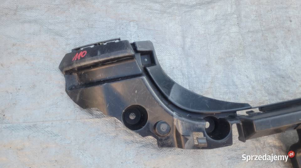 BMW X1 E84 ŚLIZG SRODKOWY MOCOWANIE ZDERZAKA TYŁ osobowe śląskie Ruda Śląska