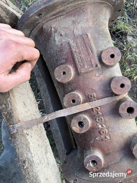 Pochwa lewa Ursus 330 Przybyszewo