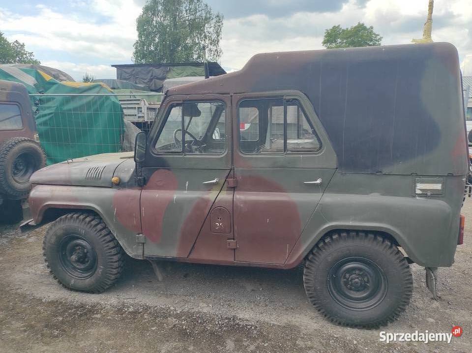 Militarny UAZ 469B w hardtopie 2450cm3 Ostrowiec Świętokrzyski