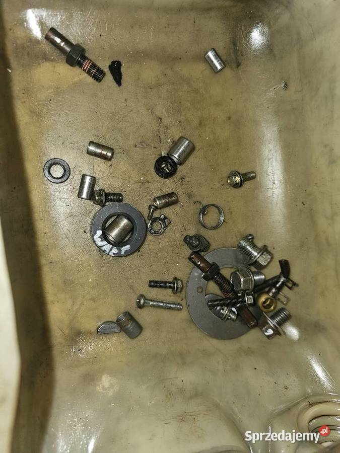 Kawasaki KMX 125 śruby śrubki silnika silnikowe Układ napędowy Jelenia Góra