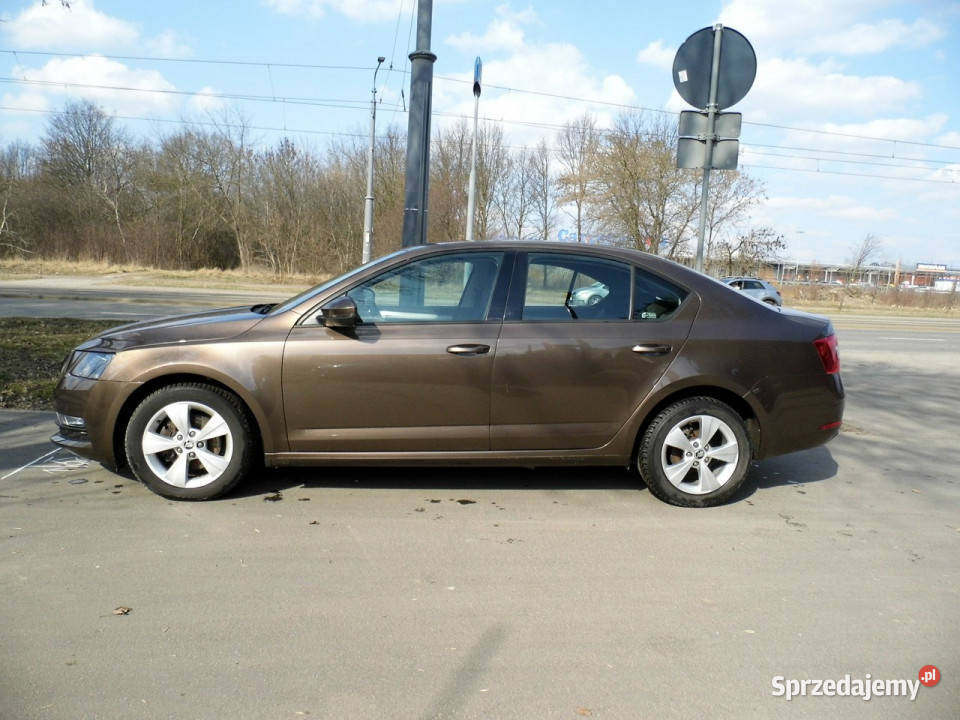 koda Octavia salon polska 14 150 III 2013 brązowy łódzkie