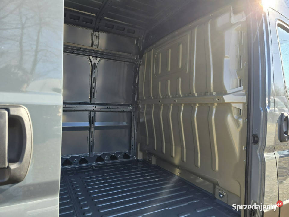 Fiat Ducato Furgon 33 L3H2 22 140 13 m3 odbiór