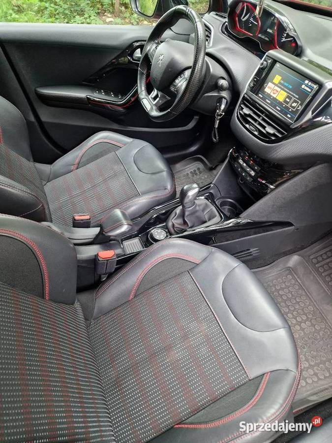 Peugeot 2008 GT Line Edition 12 Turbo benzyna 200387km Sosnowiec sprzedam