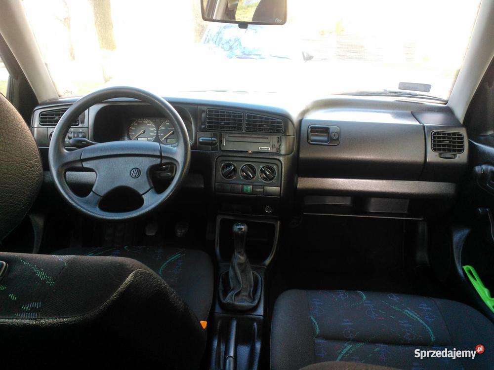 VW GOLF III 16 benzyna