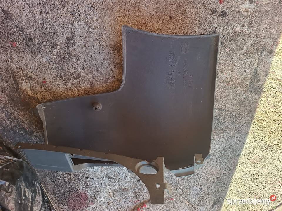 Narożnik zderzaka tylnego Trafic Vivaro gen 2 Radlin