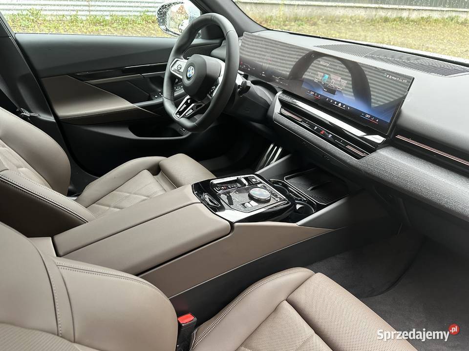 BMW 520i MPAKIET wynajem z wykupem w kwocie 4590 Warszawa