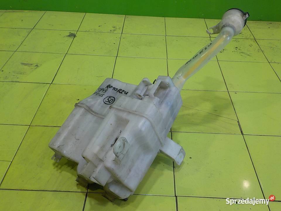 TOYOTA PRIUS III 18 VVTI 10r zbiorniczek osobowe Suków