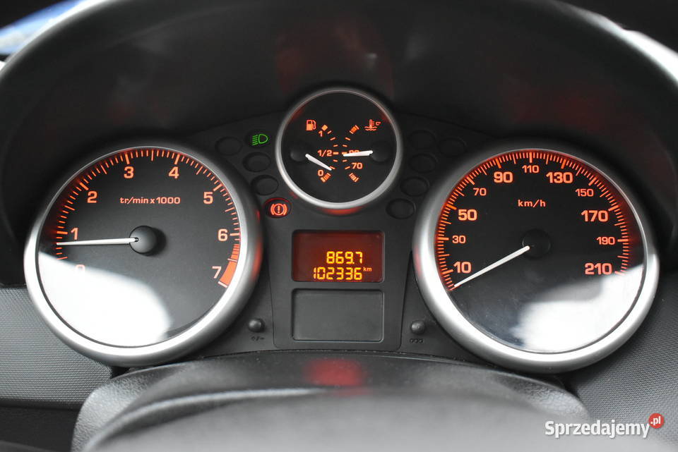 SALON POLSKA 14 73 5 DRZWI KLIMATYZACJA NOWY Białogard