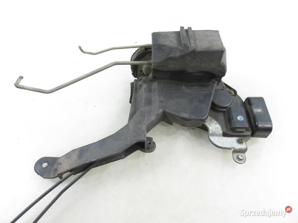 ZAMEK LEWY PRZEDNI TOYOTA AVENSIS VERSO M2 6 PIN