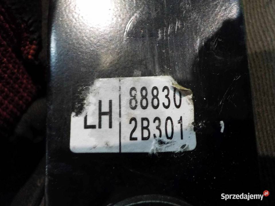 SANTA FE II zapinka pasa lewa przod 888302B301