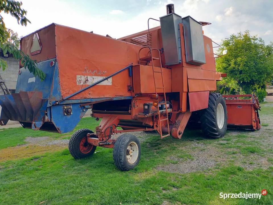 Kombajn Bizon zo56 w oryginale ze ścnaczem słomy Dębowiec Wielki
