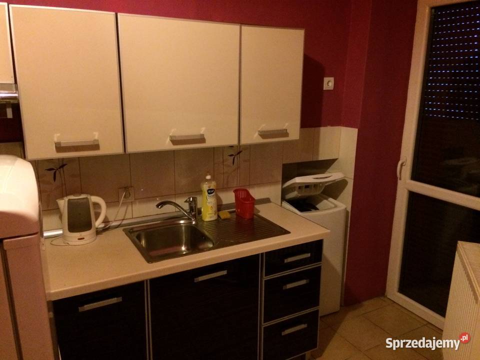 3 pokoje w kamienicy Sprzedaż