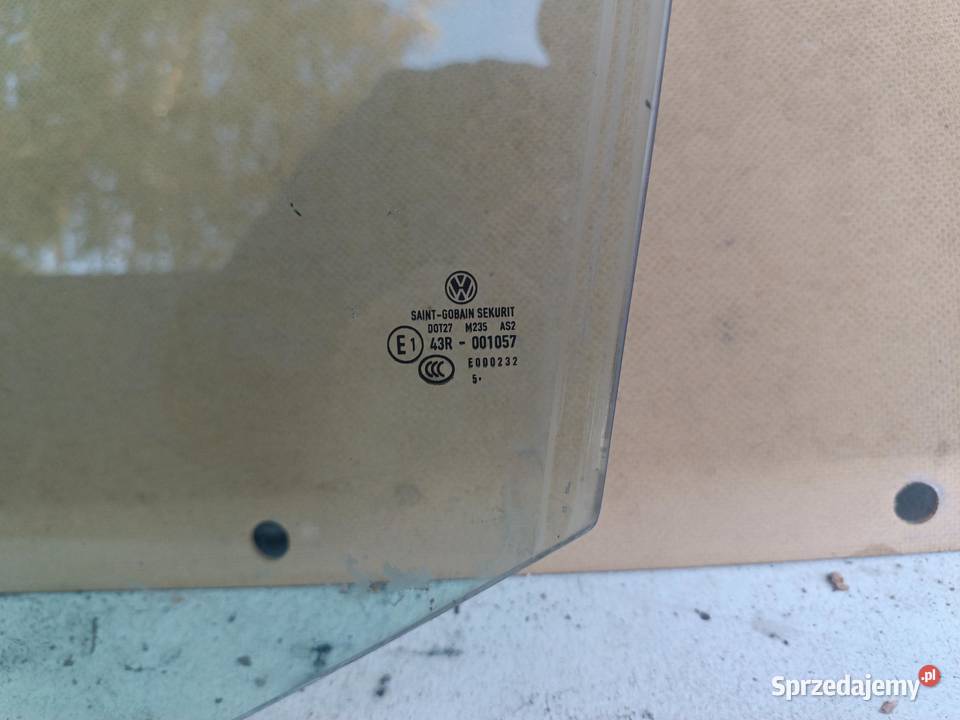 SZYBA LEWY PRZÓD VW CADDY 2K 0410 Boczne (drzwi) sprzedam