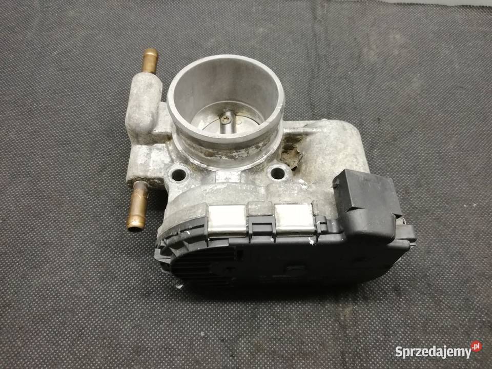 Opel Corsa D 14 12 10 B przepustnica Swarzędz