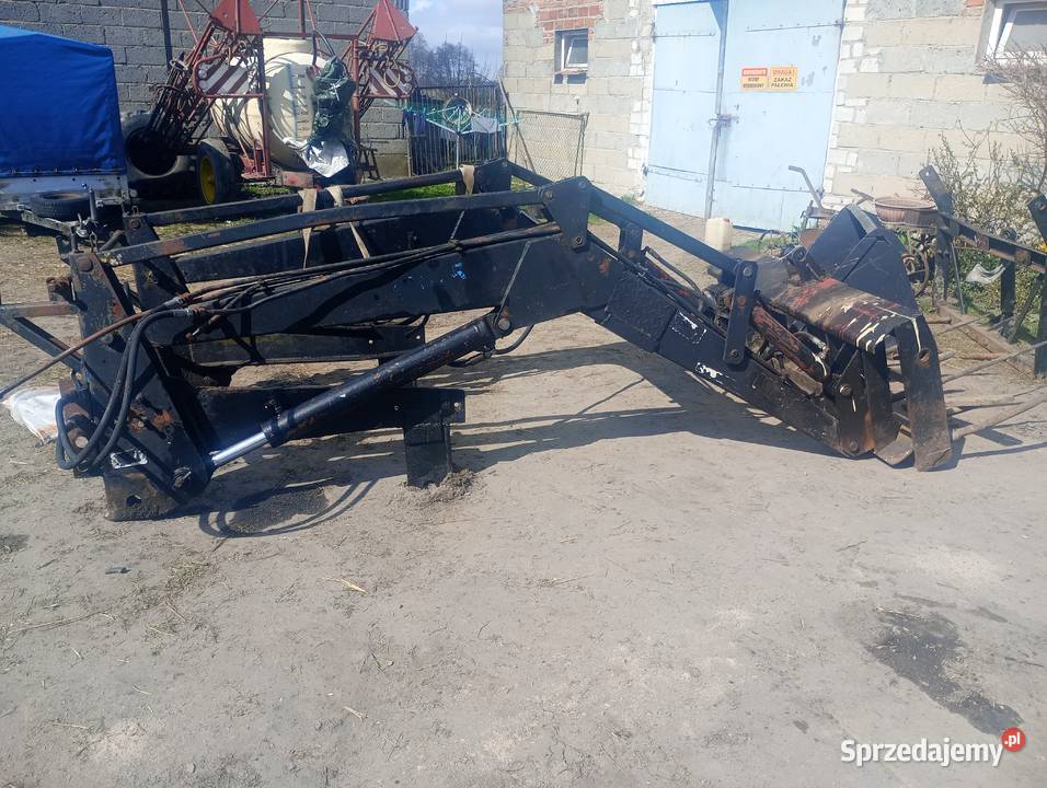 Ładowacz czołowy tur mtz 82 nieuszkodzony