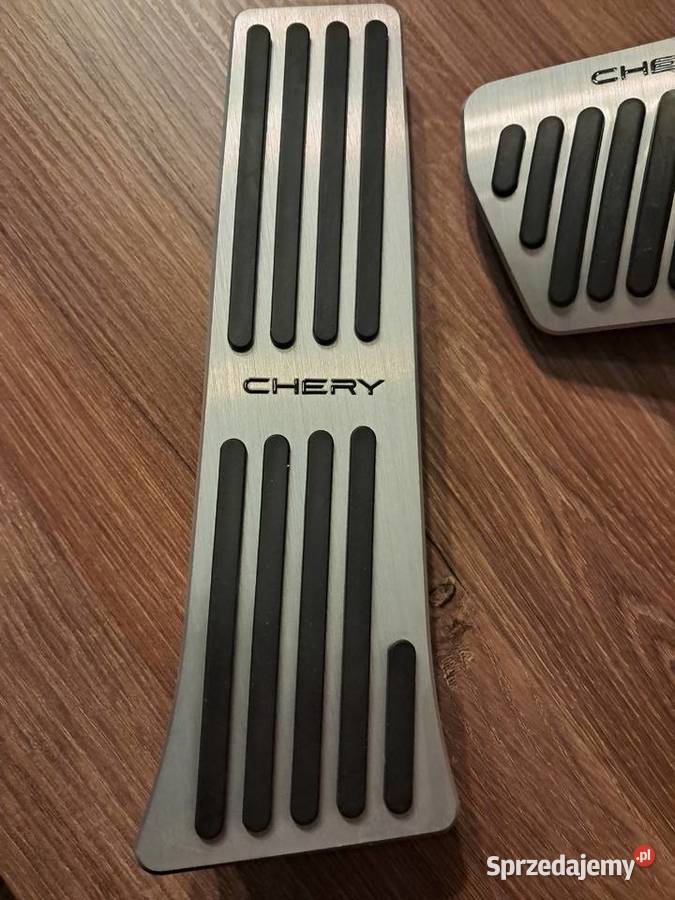 nowe aluminiowe nakładki na pedały gazu i Nakładki na pedały Sandomierz sprzedam