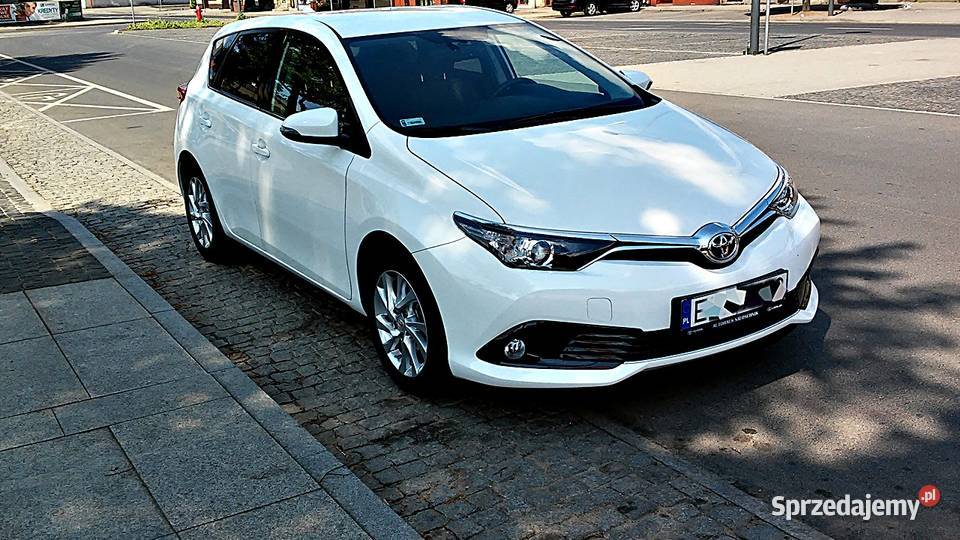 Toyota Auris 12 TURBO 115KM Łask